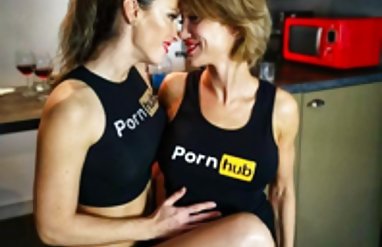 نوجوان آلمانی Tini Tini Fuck لینک فیلم های سکسی در تلگرام با Stranger برای دریافت iPad رایگان